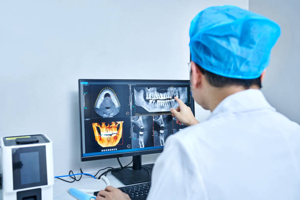 Best Emergency Gum Treatment in Hlsboro, IL